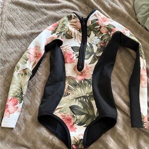 Rip Curl g bomb 1mm Floral Long Sleeve wetsuit